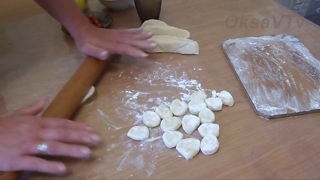 Вареники с клубникой. Заварное тесто для вареников. Vareniki with strawberries. смотреть онлайн