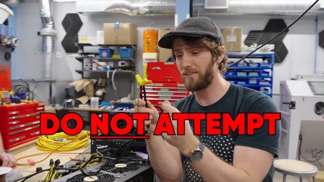 This 3450W Power Supply is a Fire Hazard! смотреть онлайн