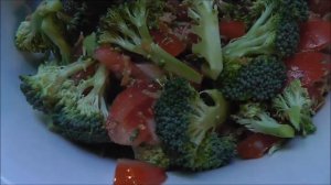 Ем сырой брокколи и для чего?!