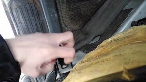 Как попасть в моторный отсек mazda bongo friendee