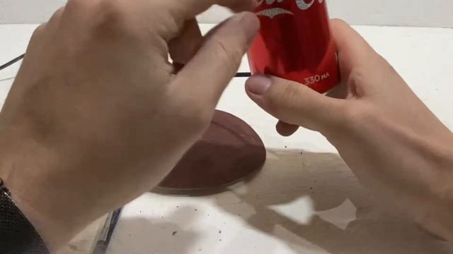 Coca-Cola светится. Светильник из Coca-Cola смотреть онлайн