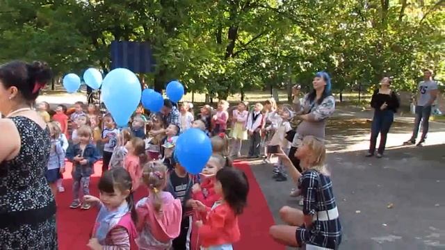 Детский сад № 14 город Луганск " День мира " 1 часть смотреть онлайн