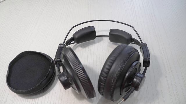 Обзор Axelvox HD242 они же Superlux 668B. Лучшие наушники для старта. смотреть онлайн