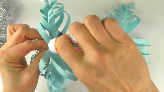 Loom Planet! DIY ОБЪЁМНАЯ 3Д СНЕЖИНКА из бумаги _ НОВОГОДНИЕ ПОДЕЛКИ для детей своими руками смотреть онлайн