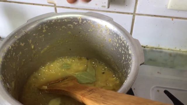 Pachaparupu pay Adam with brinji elai in Tamil from Dubai смотреть онлайн