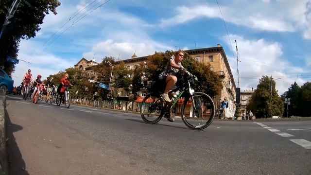Запорізький велопарад дiвчат 2016