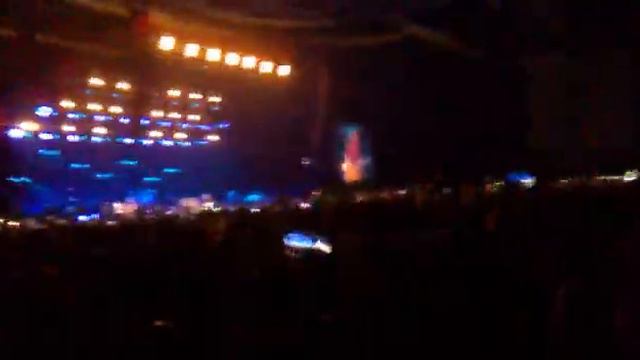 Bouleward Of Brouken Dreams Green Day 21.06.13(весь зал поет)