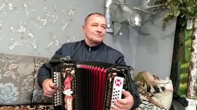 Гармонист из села Корноухово Михаил Антипов смотреть онлайн