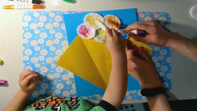 Мороженое из ватных дисков! Легкая поделка вместе в ребенком смотреть онлайн