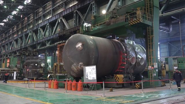 На Атоммаше заварили забойный шов атомного реактора для АЭС "Аккую" смотреть онлайн