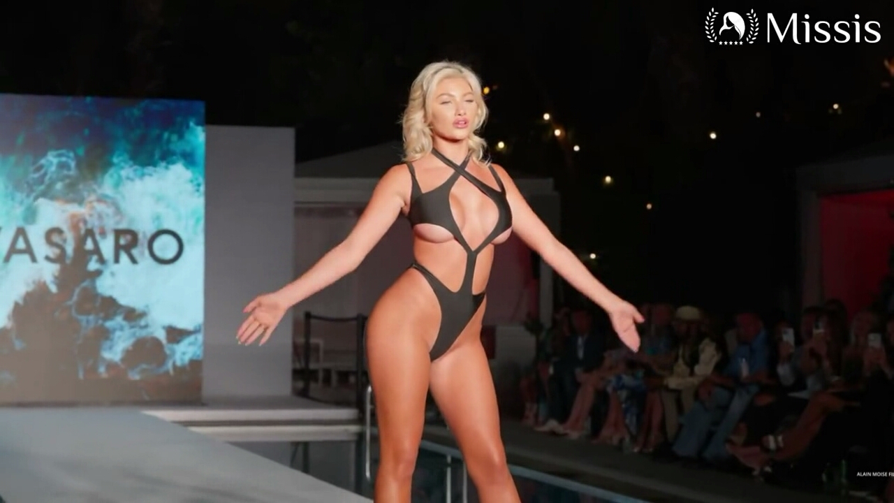 Показ бикини Style FULL SHOW _ Miami Swim Week 2023