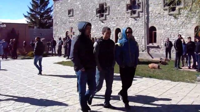На стадионе Ахалкалаки проходит мирная акция «Джавахк рядом с Арцахом» (5) смотреть онлайн