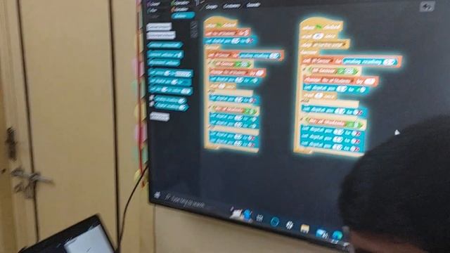 Playto Labs - IIT National Robotics Competition - Smart Classroom Project by Harun Suresh смотреть онлайн