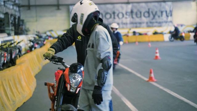 Уроки вождения: сдать ГИБДД экзамен