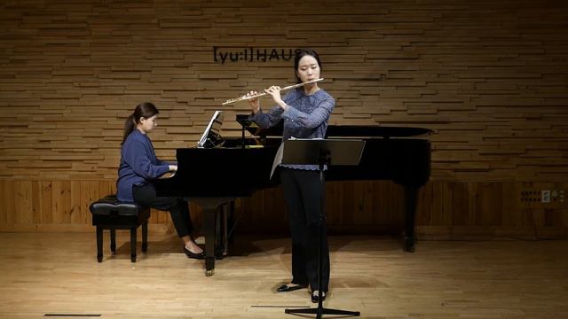 Moonyoung Yoon- Mozart Flute Concerto in G, Gaubert Fantasy, Tsybin Etude No.1 смотреть онлайн