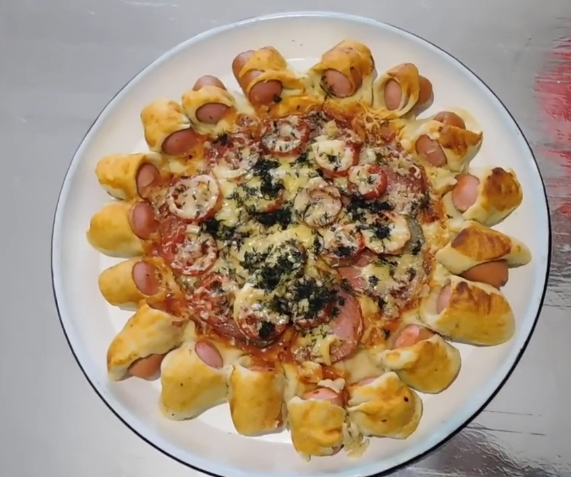 Пицца приготовление, кухня крошш.