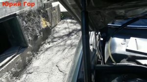AUDI. Сами меняем амортизатор капота. We ourselves change the hood shock absorber.