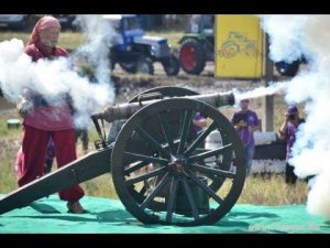 Бизон Трек Шоу-2014. Залп из казачьей пушки