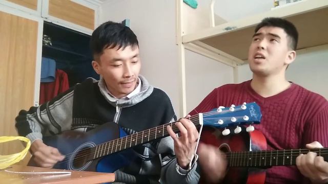 Виктор Цой "Пачка сигарет"Ритм гитара менен Соло гитаранын коштоосунда🎸🎶 #донецк#викторцой# смотреть онлайн