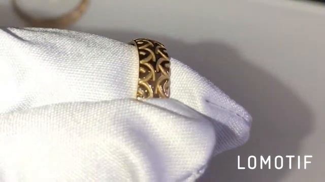 Обручальное кольцо в форме шины. смотреть онлайн