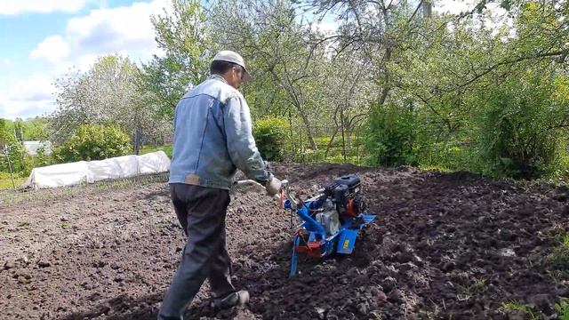 Модернизация сошника ,мотоблок нева мб 2.Чтобы мотоблок не зарывался. смотреть онлайн