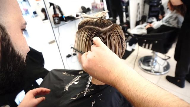 SUPER HAIRCUT - SHORT BLONDE PIXIE CUT WITH UNDERCUT