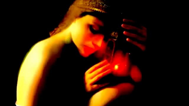 Baby Gabi - Aki Ott Maradt Neki Jobban Fáj