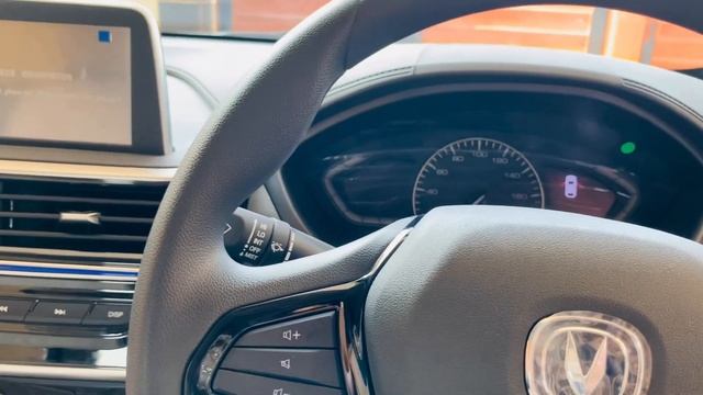 Detail review of CHANGAN ALSVIN 1.5 DCT comfort #alsvin #carreview #cars смотреть онлайн