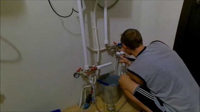 Перепутал подачу с обраткой. Как так то?! Что делать?! смотреть онлайн