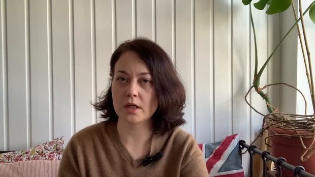 Красный джемпер наконец готов и что еще я связала в марте смотреть онлайн