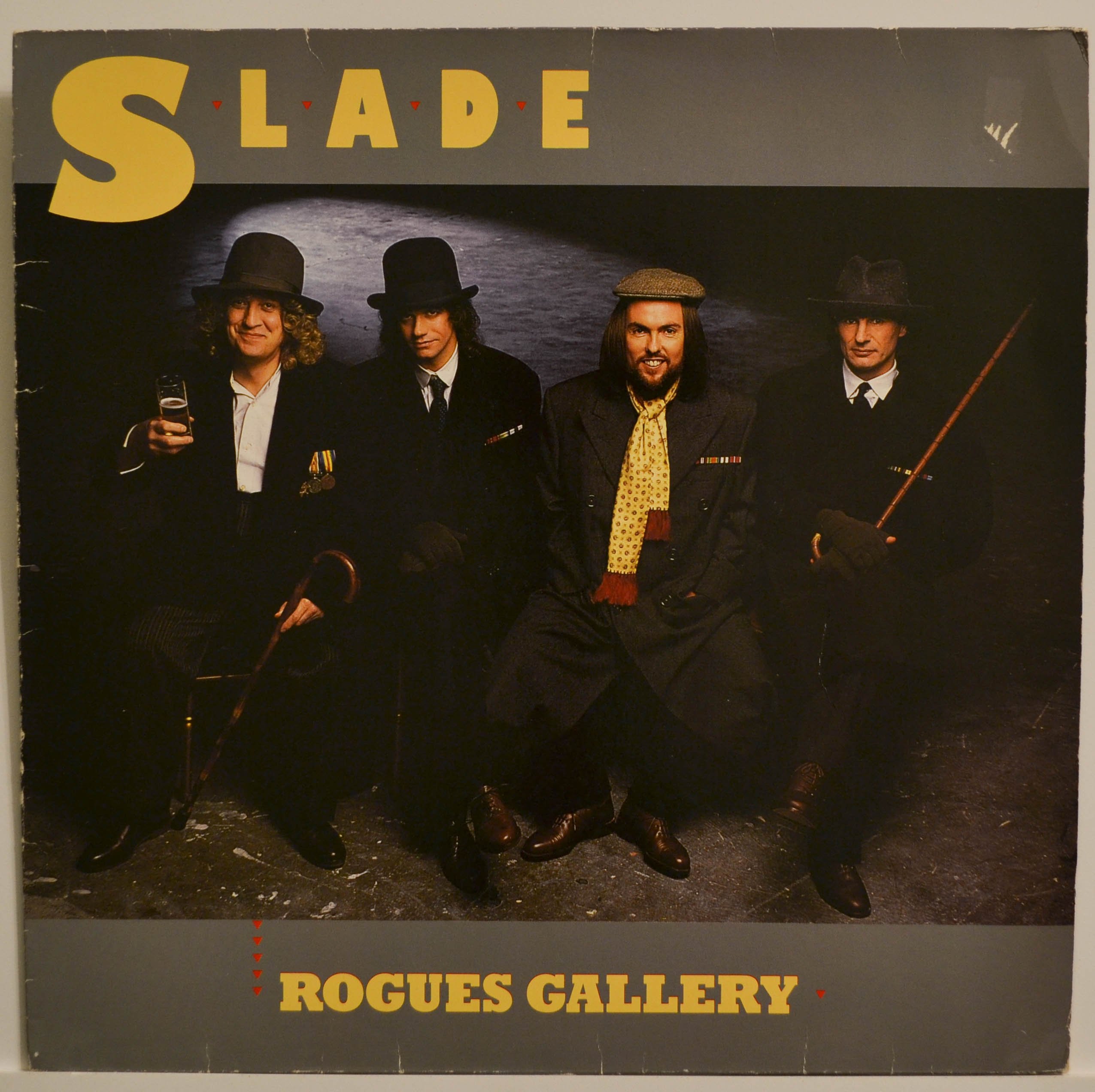 Как я слушал альбом Slade Rogues Gallery (Галерея плутов).mp4 смотреть онлайн