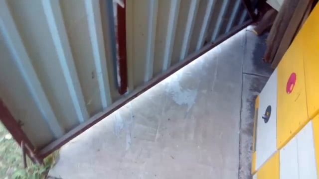 Хранение пчелиной суши. Как уберечь СОТЫ ОТ ВОСКОВОЙ МОЛИ смотреть онлайн