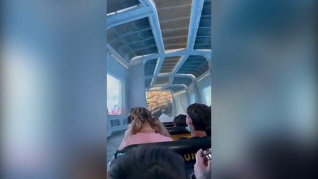 Аттракцион в стиле «Парк юрского периода» смотреть онлайн