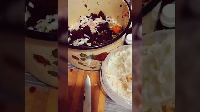 Винегрет от Сонечки, готовим с дочкой, овощи с огорода