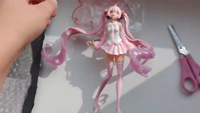 Распаковка китайской Hatsune Miku| SAKURA MIKU FIGURE| FAKE| AliExpress смотреть онлайн