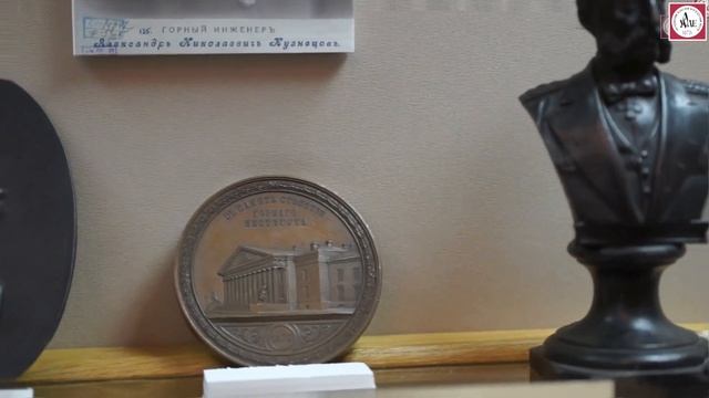 Уральские заводы в конце XIX века. Кризис и новые отрасли промышленности. Видеолекция-экскурсия смотреть онлайн