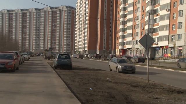 2016 04 15 - Парковки на газонах. Рейд Госадмтехнадзора (Лобня) смотреть онлайн