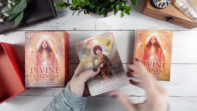 2021 Deck Declutter (Part Four) - Oracle Decks Leaving My Collection смотреть онлайн