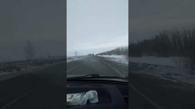 Трасса Омск-Нововаршавка... Дорога в Нововаршавском районе смотреть онлайн