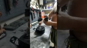 Нужна подсказка. Что это за блок клапанов ресивера пневмы Prado 120 ???