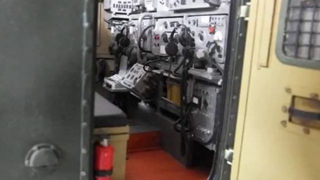 ГАЗ 66 машина связи Р-126. Модель 1/16 смотреть онлайн