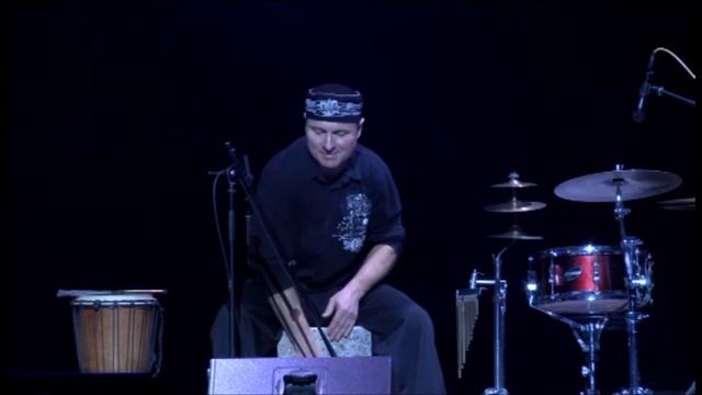 Сольный фрагмент на кахоне. Исполняет Олег Коробецкий. смотреть онлайн