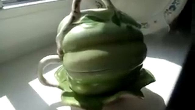 Кружка - шутиха , хитрая рюмка и другой винтаж . смотреть онлайн