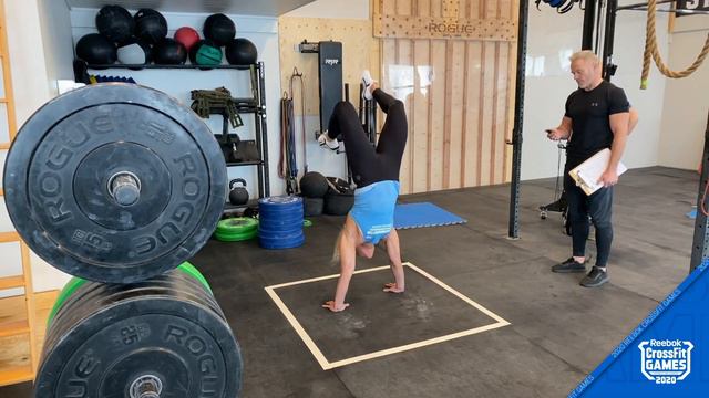 Sara Sigmundsdottir - Event 6 - Handstand Hold - CrossFit Games 2020 смотреть онлайн