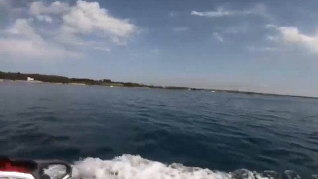 На Jetski в Хорватии смотреть онлайн