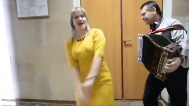 Орловская гармонь Галина Митина, гармонист Пётр Ефремов. смотреть онлайн