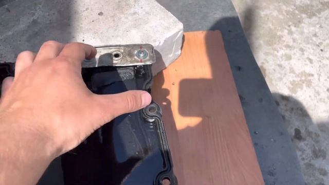 Проверяем поддон Cummins ISF2.8 газель. Как выглядит испорченный поддон. смотреть онлайн