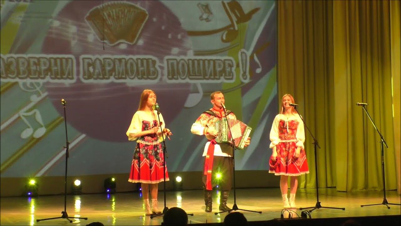 Семейный ансамбль "Радость" Худ. рук. Руслан Карташев.19.03.22г. Автор видео Елена Цыганова смотреть онлайн