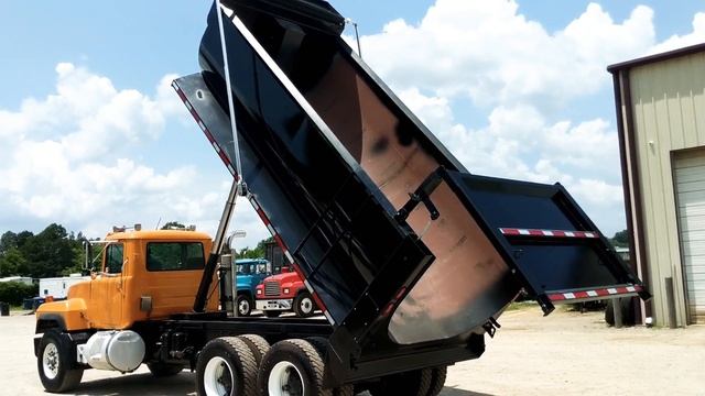 Hardox 450 Elliptical Dump Box смотреть онлайн