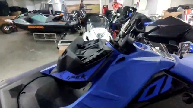 Обзор гидроцикла Sea-Doo SPARK Trixx 2023 смотреть онлайн